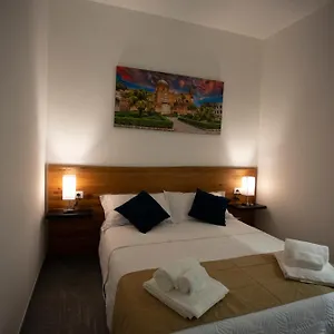 https://dimora-les-folies.palermohotels.org