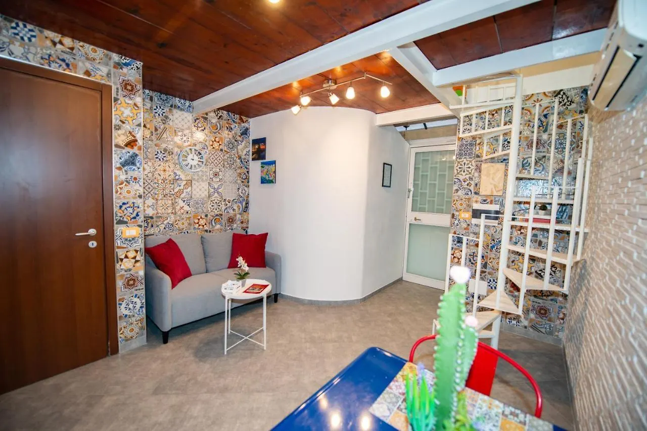 Bianca Napoli 7 Apartment 0*, Naples Italy