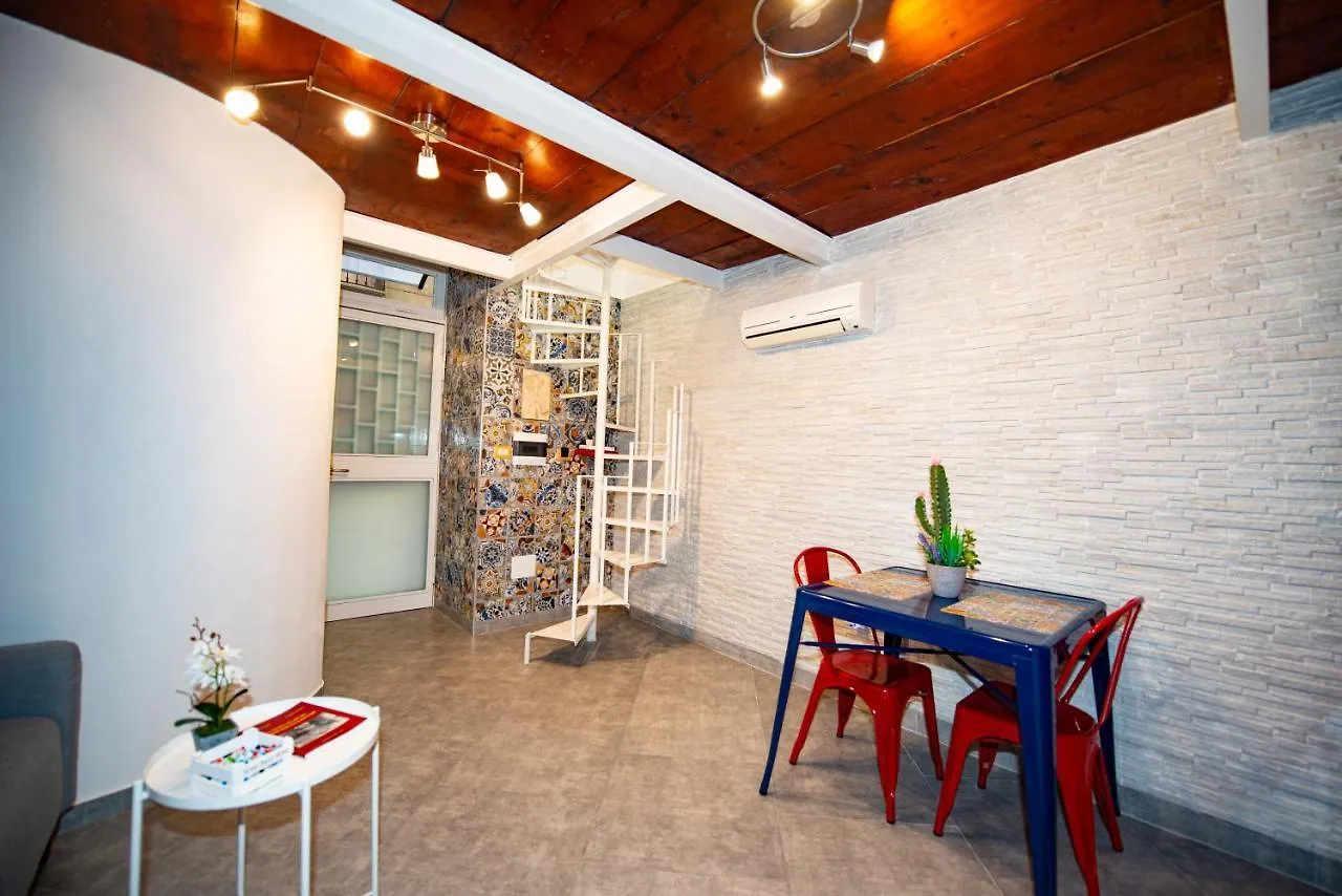 Bianca Napoli 7 Apartment Italy