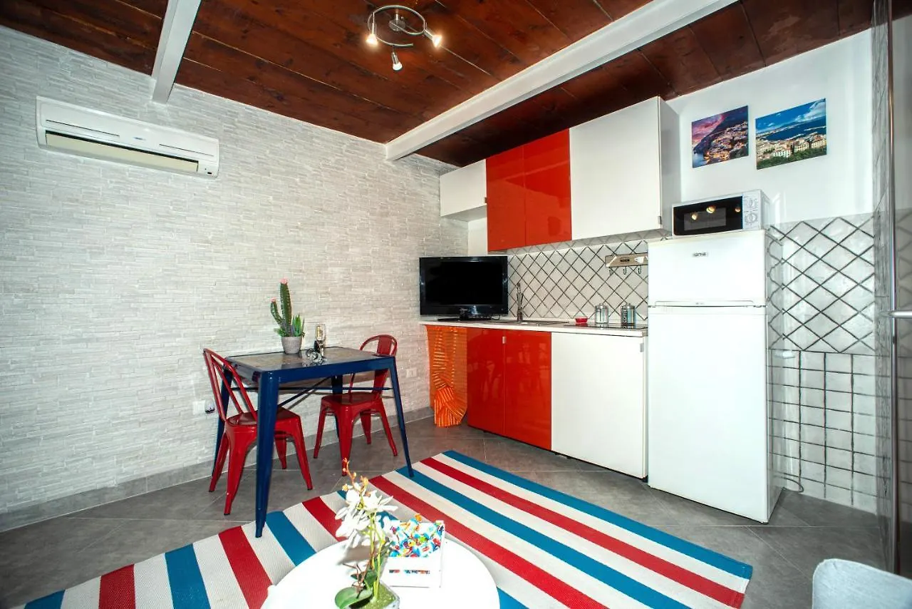Bianca Napoli 7 Apartment