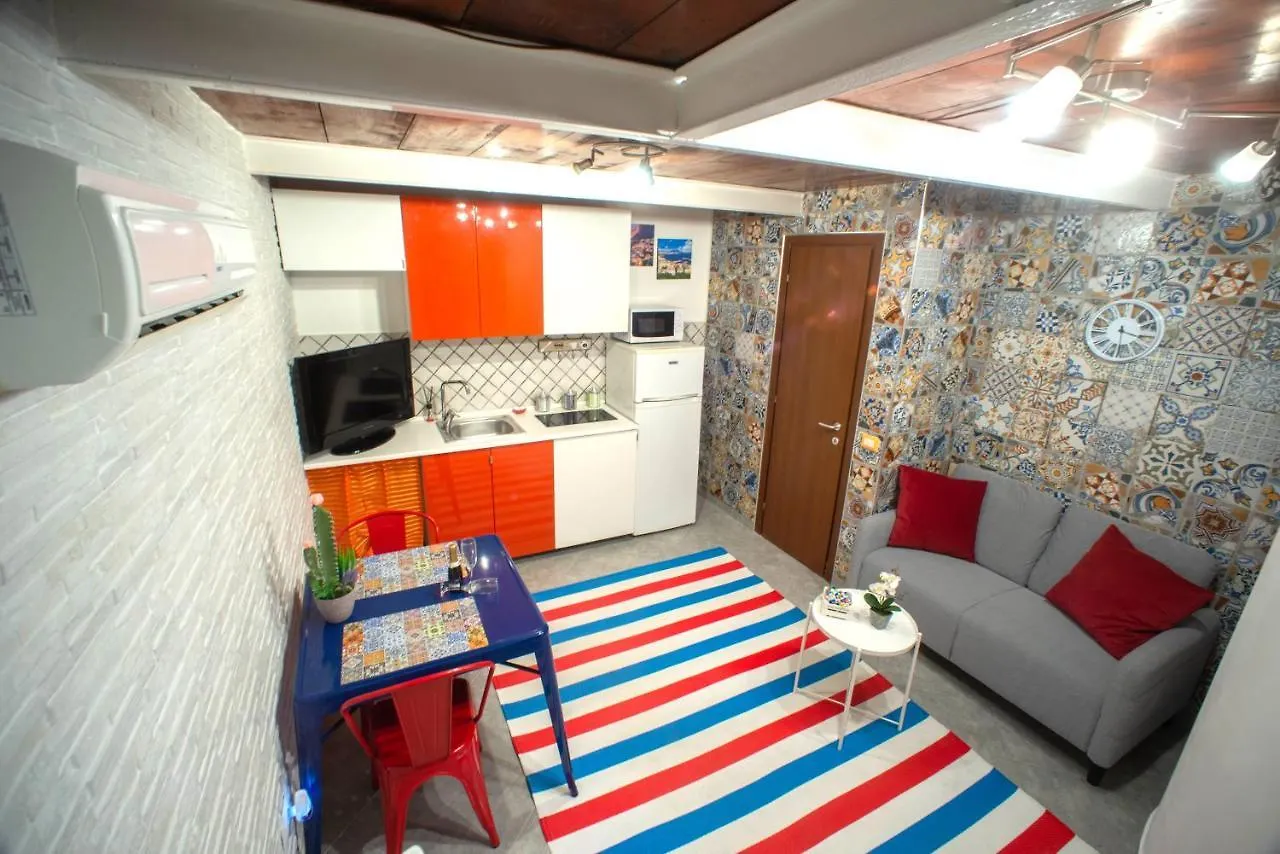 Bianca Napoli 7 Apartment