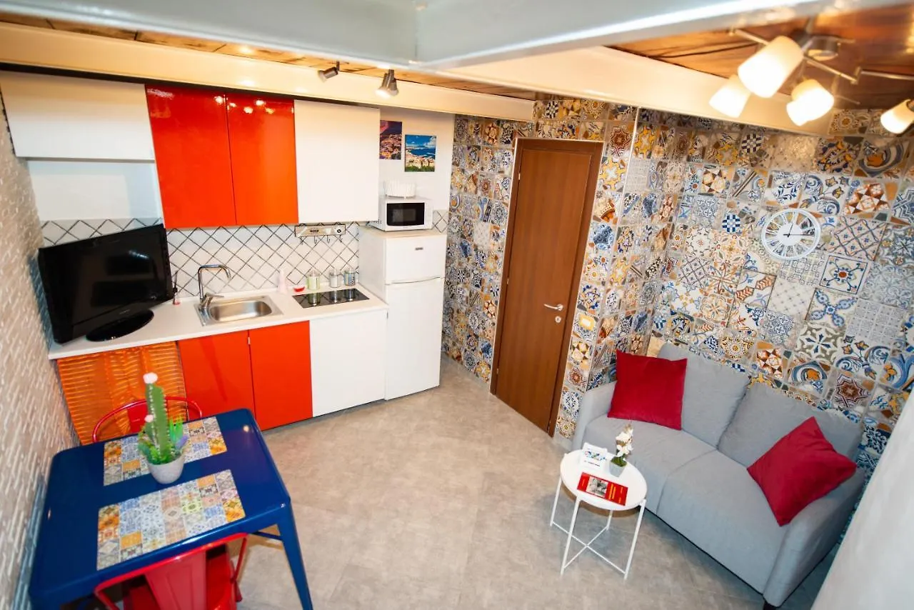 Bianca Napoli 7 Apartment
